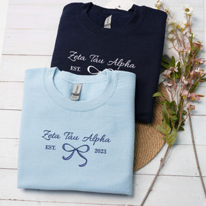 Custom Embroidered Girl's Trip 2025 Sweatshirt, Coquette Bow Shirt, Coquette Sorority Hoodie, Besties Gifts For Her, Gift For Girl