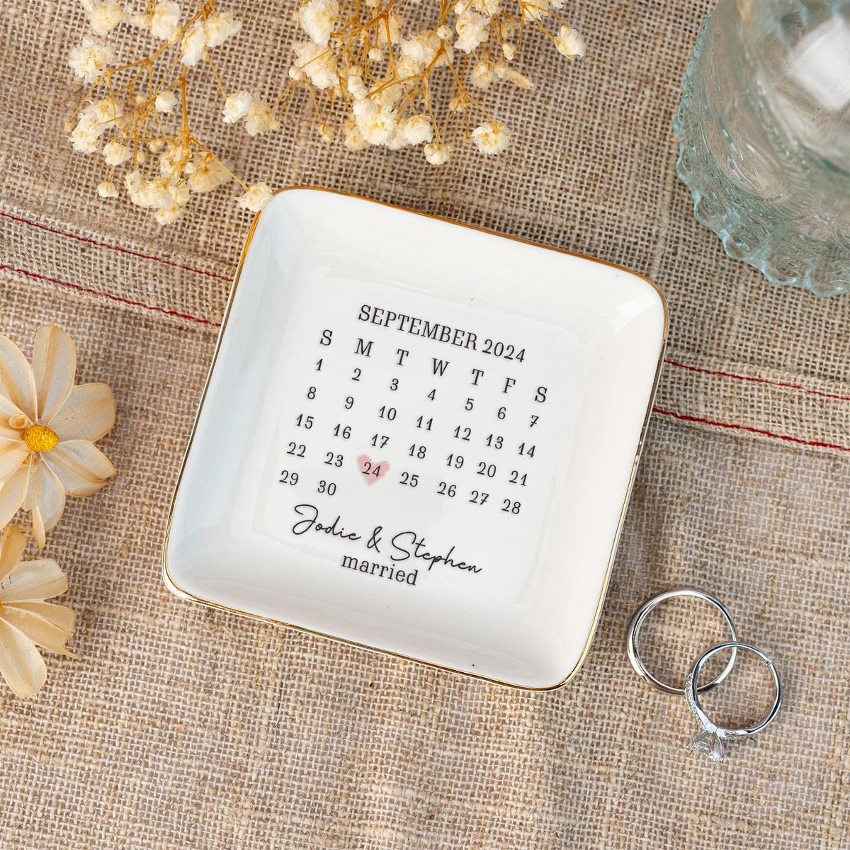 Custom Wedding Calendar Date Jewelry Dish, Wedding Ring Dish, Engagement Trinket Dish, Married Keepsake Gift for Couples,Newlywed Gifts