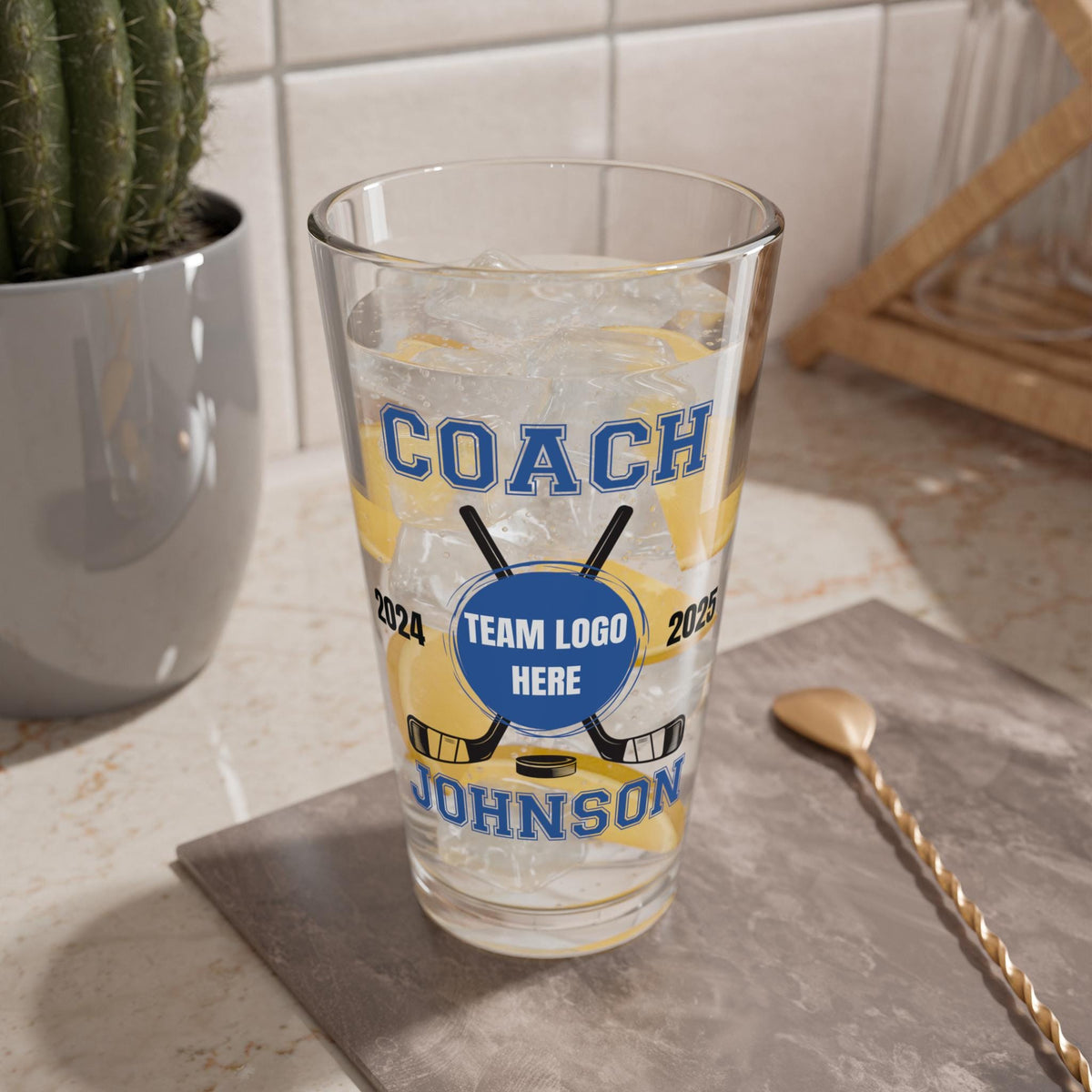 Custom Hockey Coach/Manager Beer Glass, Hockey Coach Gift, Personalized team logo and player names, end-of-season gift, custom coach gift
