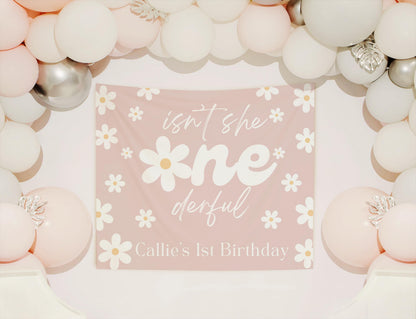 Isn't She Onederful Birthday Decor, Daisy 1st Birthday Backdrop, Onederful 1st Birthday Banner, Personalized 1st Birthday Sign
