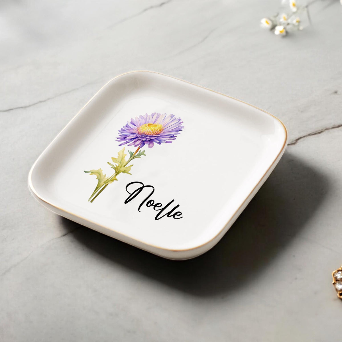 Custom Birth Flower Trinket Dish, Flower Ring Dish, Jewelry Dish Gift for Friend, Wedding Bridesmaid Gift, Birthflower Gift, Custom Birthday
