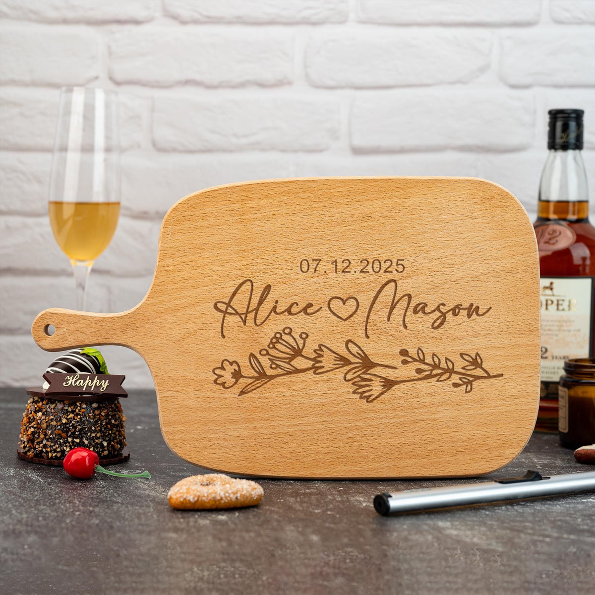 Custom Cutting Board, Personalized Engraved Wood Board, Charcuterie Board with Handle, Custom Gift for Wedding, Housewarming, Valentines