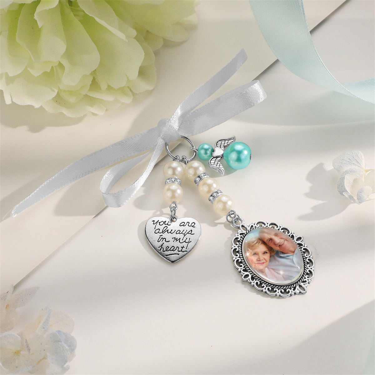 Personalized Bridal Bouquet Charm, Custom Photo Bouquet Pendant, Wedding Memorial Keepsake, Wedding Memorial Gifts For her, Wedding Favors