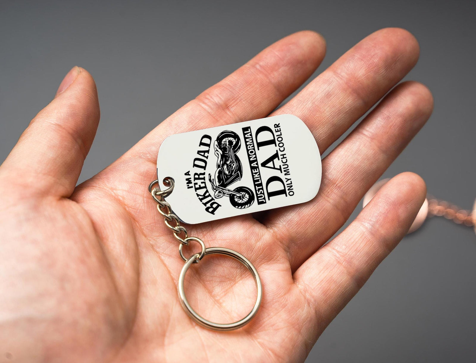 The Moment You Became My Daddy,Personalised First Time Daddy Gift,Keyring for Brand New Dads, Engraved Daddy Keychain,Fathers Day Keyring