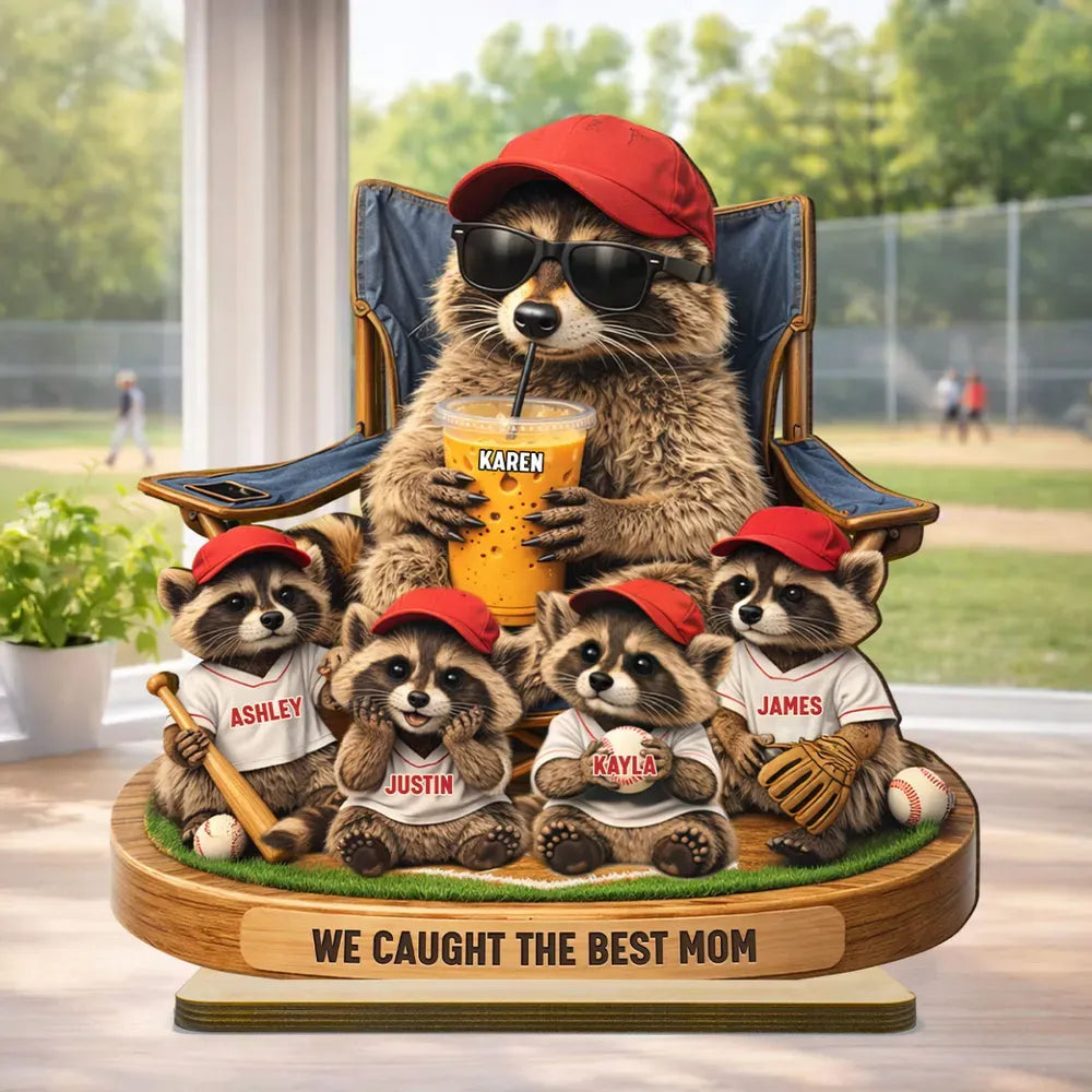 Raccoon We Caught the Best Mom - Personalized 2-Layered Wooden Plaque