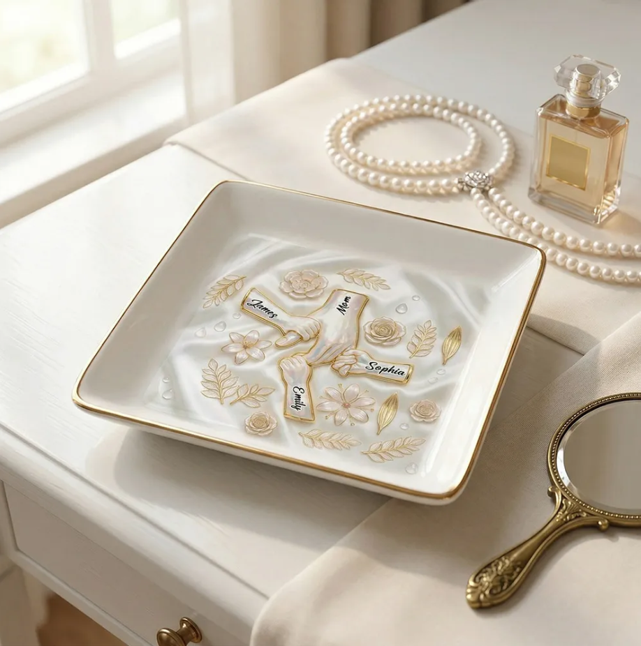 Kids Holding Mom Grandma Hand 2D Printed - Personalized Jewelry Dish