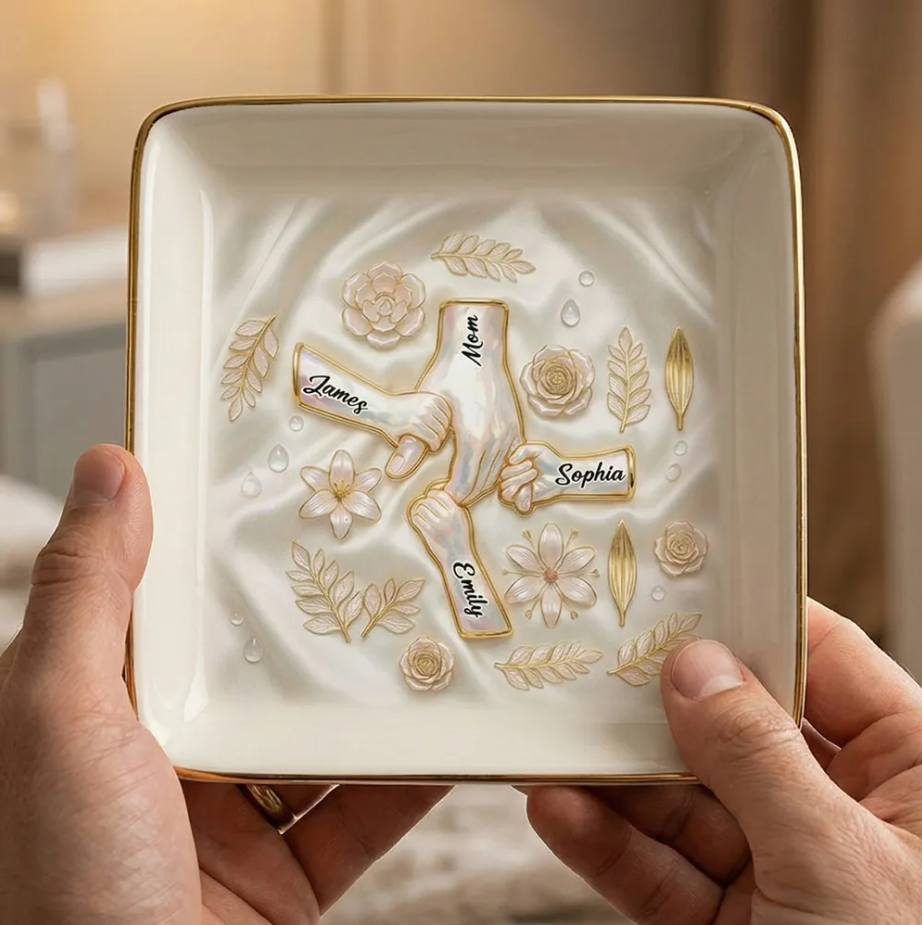 Kids Holding Mom Grandma Hand 2D Printed - Personalized Jewelry Dish