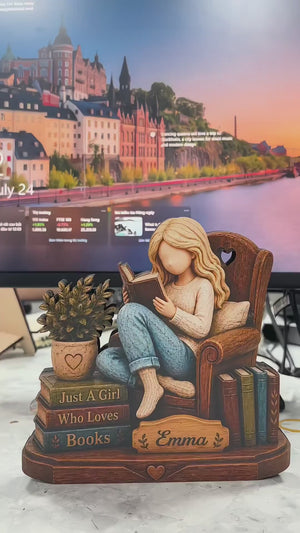 Personalized Book Lover Wooden Figurine, Custom Name Reading Girl Desk Decor, Bookshelf Decor, Gift for Reader Women