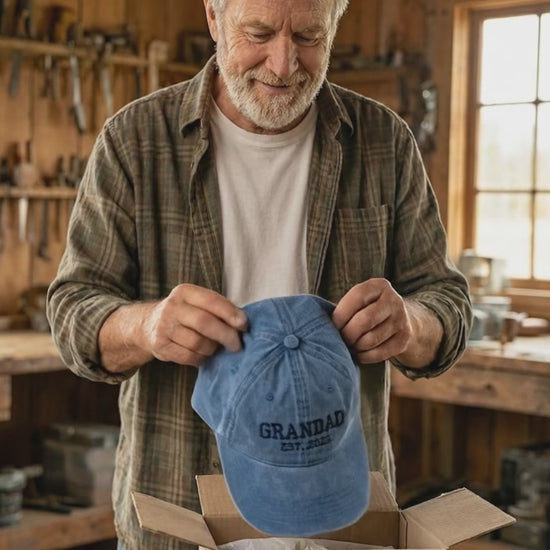 Personalised Grandpa Hat with Est Year, Embroidered Granddad Cap, Pregnancy Announcement Gift, Vintage Baseball Cap, Grandpa Birthday Gift c64477e1-beda-44f3-a3ad-813767745e7d-PSL1776996758909574.mp4