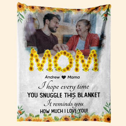It Reminds You How Much We Love You Mom Blanket - Gift For Mom 1_255c8753-424b-4637-8282-c5a9c0a52c25.jpg?v=1676974106