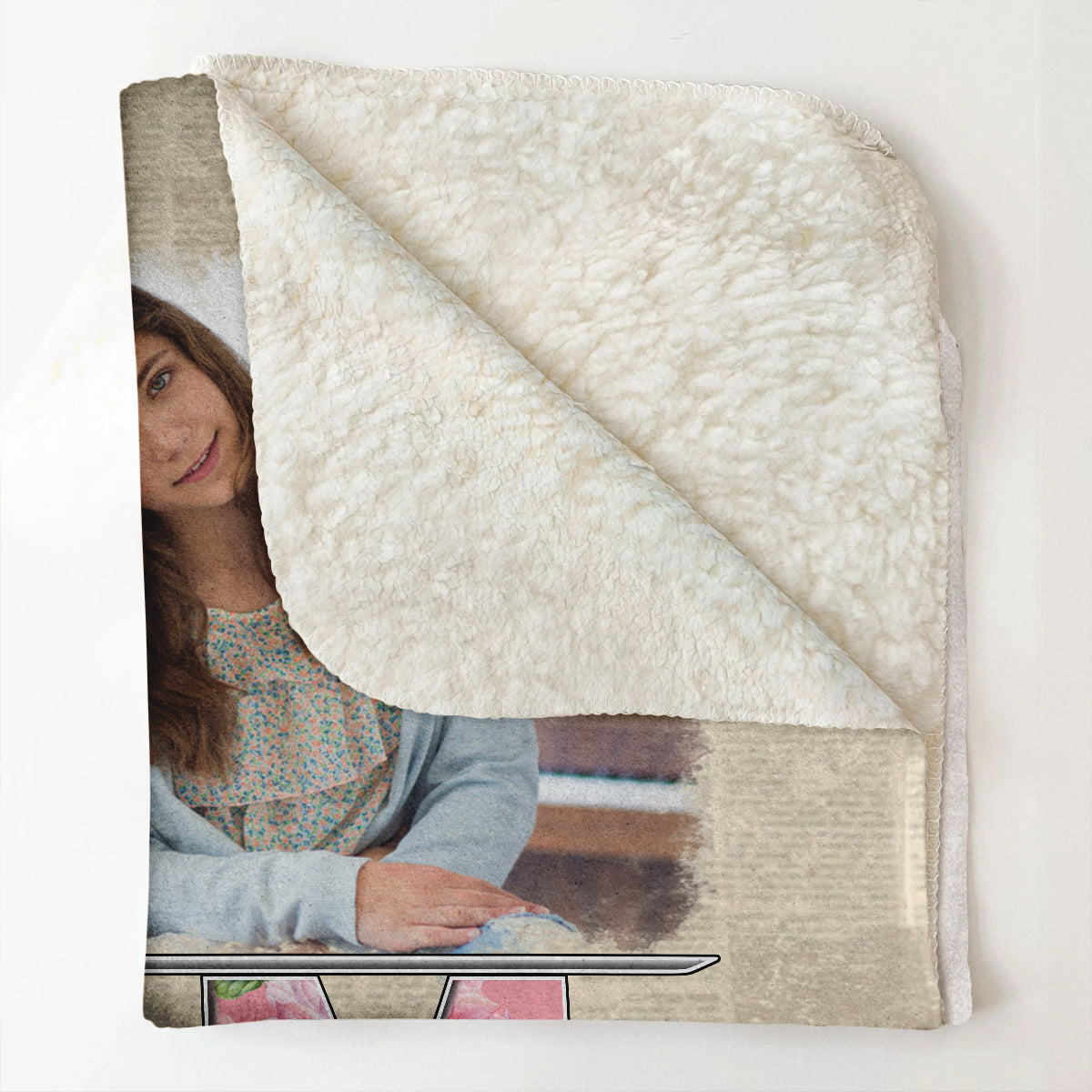 Mom You Are The World - Personalized Blanket - Mother's Day Gift For Mom, Mother 3_c4eb6147-dd80-47be-82b9-723ae8fe205b.jpg?v=1677574670