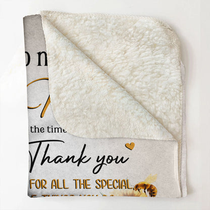 Thank You For Everything You Do - Personalized Blanket - Birthday Mother's Day Gift For Mom, Mum 3_60b11ba6-62cf-456d-9826-3b4f214fb443.jpg?v=1678091268