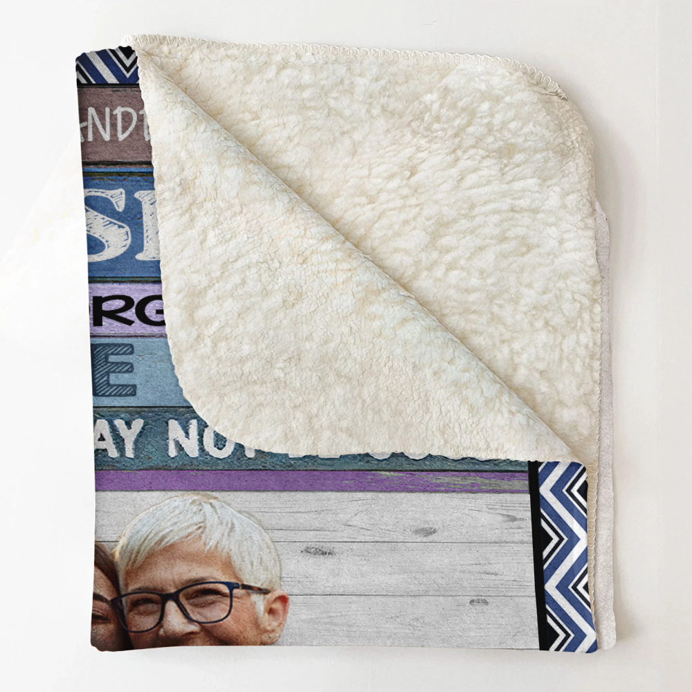 Grandma To Granddaughter You Are My Sunshine Fleece Blanket - Quilt Blanket
